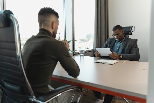 property manager interviewing tenant (2)